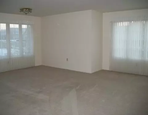 522 Lancaster Ct, Saline, MI 48176 photo 8