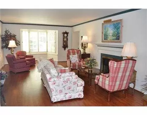 2113 Devonshire, Ann Arbor, MI 48104 photo 4