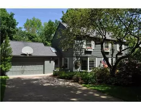 2113 Devonshire, Ann Arbor, MI 48104 photo 2