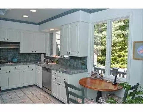 2113 Devonshire, Ann Arbor, MI 48104 photo 8
