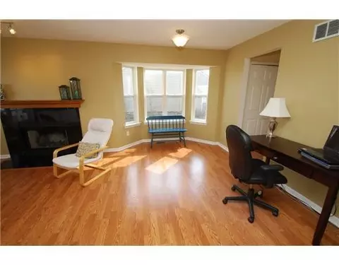8231 Webster Dr, Dexter, MI 48130 photo 3