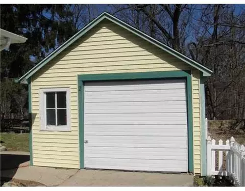 8050 Huron, Dexter, MI 48130 photo 5