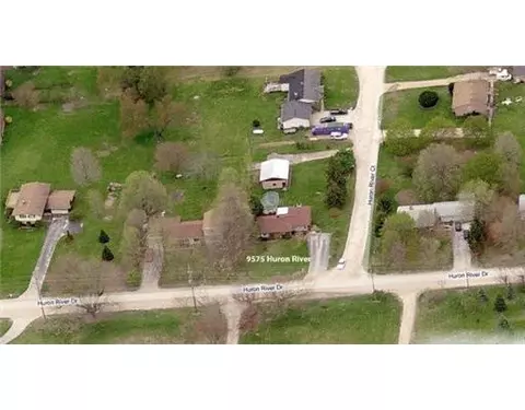 9575 Huron River Dr, Dexter, MI 48130 photo 13