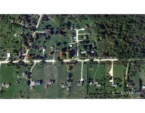 9575 Huron River Dr, Dexter, MI 48130 photo 12