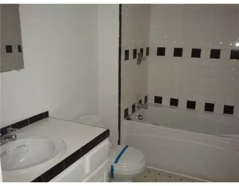 8630 Warner, Saline, MI 48176 photo 9