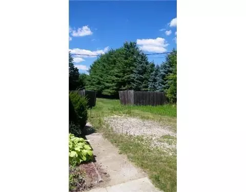 9977 Plank, London, MI 48159 photo 15