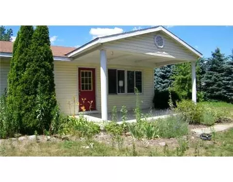 9977 Plank, London, MI 48159 photo 2
