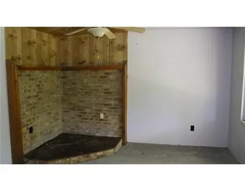 9977 Plank, London, MI 48159 photo 5