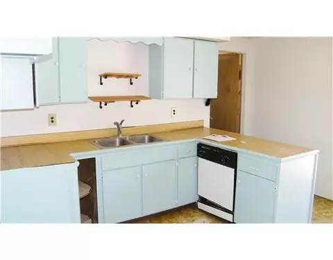 9977 Plank, London, MI 48159 photo 3