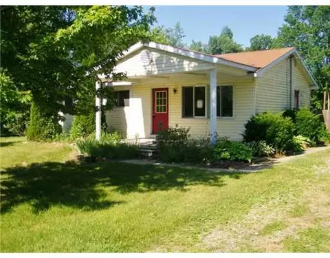 9977 Plank, London, MI 48159 photo 1