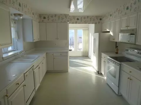 4826 Gifford Ct, Ann Arbor, MI 48103 photo 11