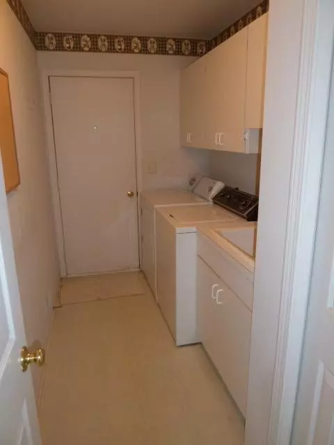 4826 Gifford Ct, Ann Arbor, MI 48103 photo 16