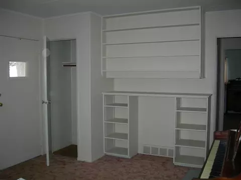 1049 Pine Tree Dr, Ann Arbor, MI 48103 photo 6