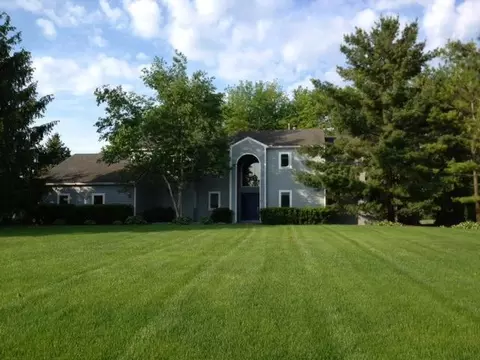 5884 Bellwether Dr, Saline, MI 48176 photo 1