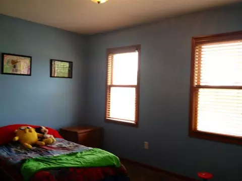 2187 Four Meadows Dr, Temperance, MI 48182 photo 15