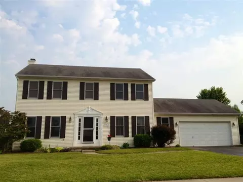 2187 Four Meadows Dr, Temperance, MI 48182 photo 1