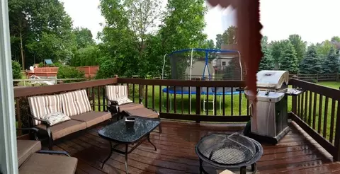2187 Four Meadows Dr, Temperance, MI 48182 photo 21