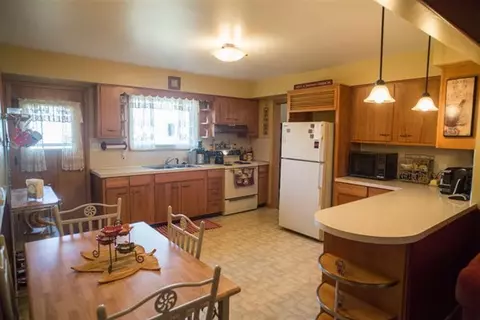 12877 Matthews St, Carleton, MI 48117 photo 7