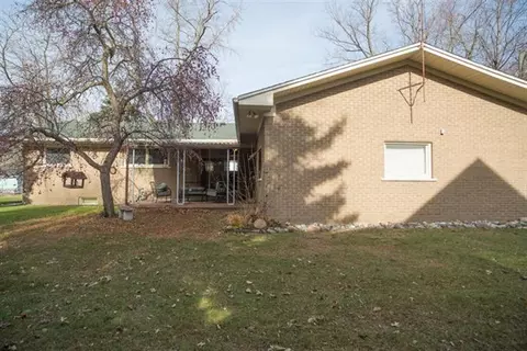 12877 Matthews St, Carleton, MI 48117 photo 31