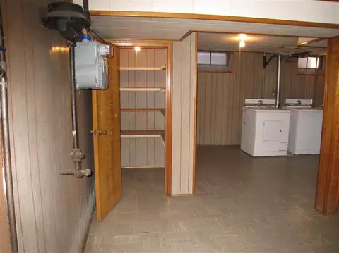 910 Drexel St, Dearborn, MI 48128 photo 24