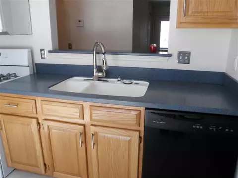 3988 E Hunters Cir, Canton, MI 48188 photo 7