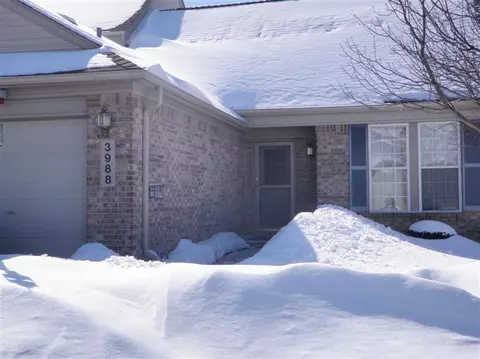 3988 E Hunters Cir, Canton, MI 48188 photo 2