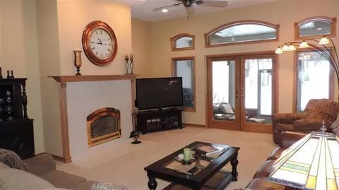 7175 Sanctuary Dr, Jackson, MI 49201 photo 8