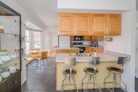 4422 Chris Ln, Ann Arbor, MI 48103 photo 9