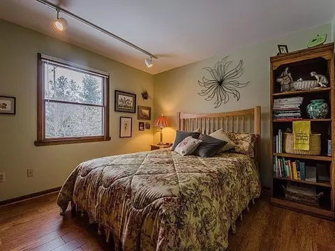 2265 Textile Rd, Saline, MI 48176 photo 21