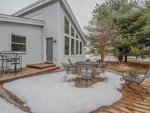 2265 Textile Rd, Saline, MI 48176 photo 2