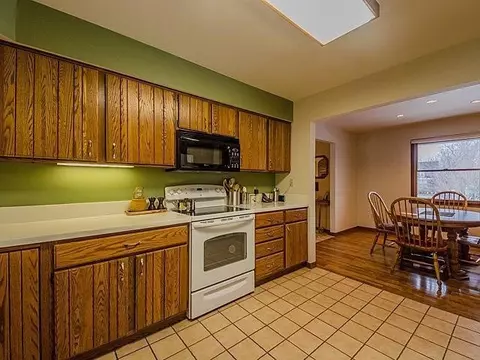 2265 Textile Rd, Saline, MI 48176 photo 15