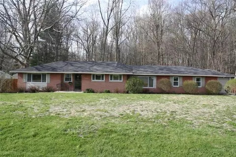 1574 Willis, Saline, MI 48176 photo 2
