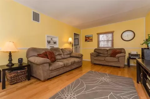 871 N Maple Rd, Ann Arbor, MI 48103 photo 5
