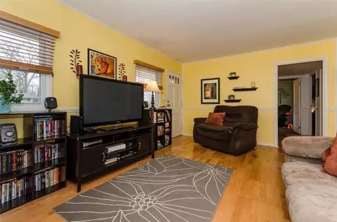 871 N Maple Rd, Ann Arbor, MI 48103 photo 6