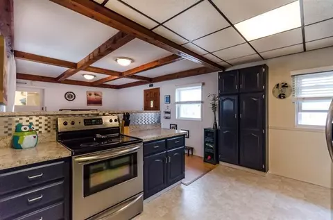 871 N Maple Rd, Ann Arbor, MI 48103 photo 10