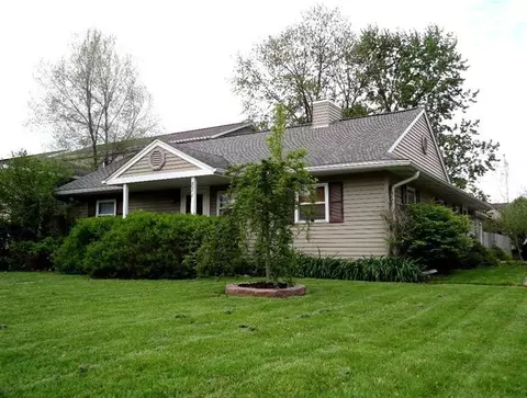 871 N Maple Rd, Ann Arbor, MI 48103 photo 2