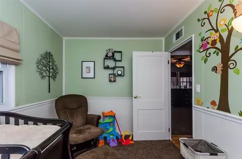871 N Maple Rd, Ann Arbor, MI 48103 photo 15