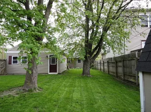 871 N Maple Rd, Ann Arbor, MI 48103 photo 22