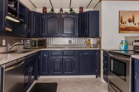 871 N Maple Rd, Ann Arbor, MI 48103 photo 9