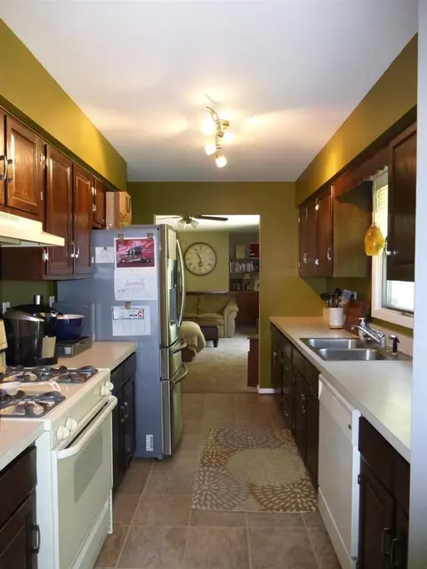 3856 Deerfield, Jackson, MI 49203 photo 7