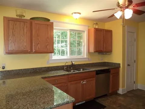 2002 Walnut Way, Dexter, MI 48130 photo 3