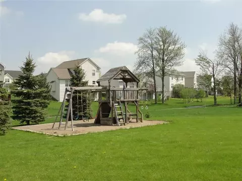 3648 S Downs Dr, Dexter, MI 48130 photo 5