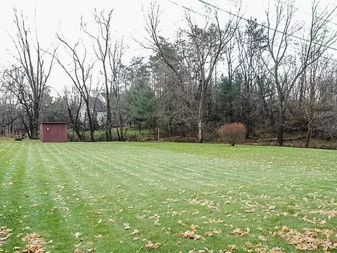 360 Willis Rd, Saline, MI 48176 photo 9