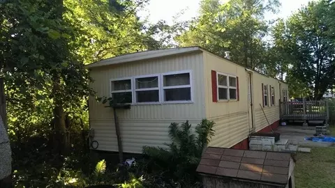 9395 Stetler Dr, Jackson, MI 49201 photo 1