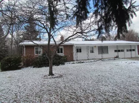 25735 Code Rd, Southfield, MI 48033 photo 1