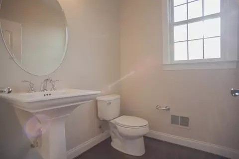 2060 Hackamore Dr, Ann Arbor, MI 48103 photo 15