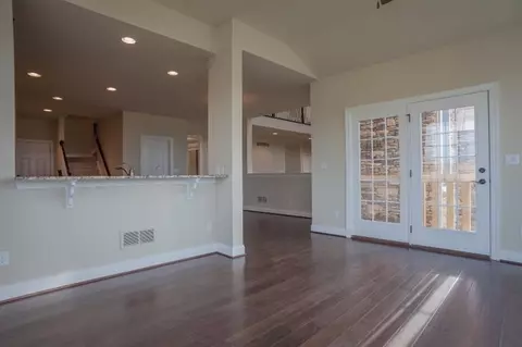 2060 Hackamore Dr, Ann Arbor, MI 48103 photo 6