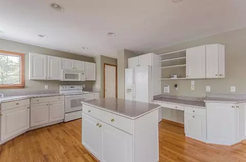7089 Warner Rd, Saline, MI 48176 photo 11