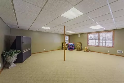 7089 Warner Rd, Saline, MI 48176 photo 43