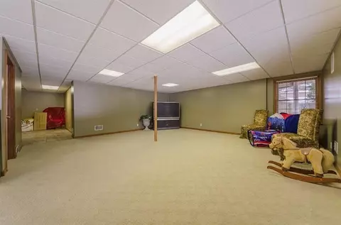 7089 Warner Rd, Saline, MI 48176 photo 44